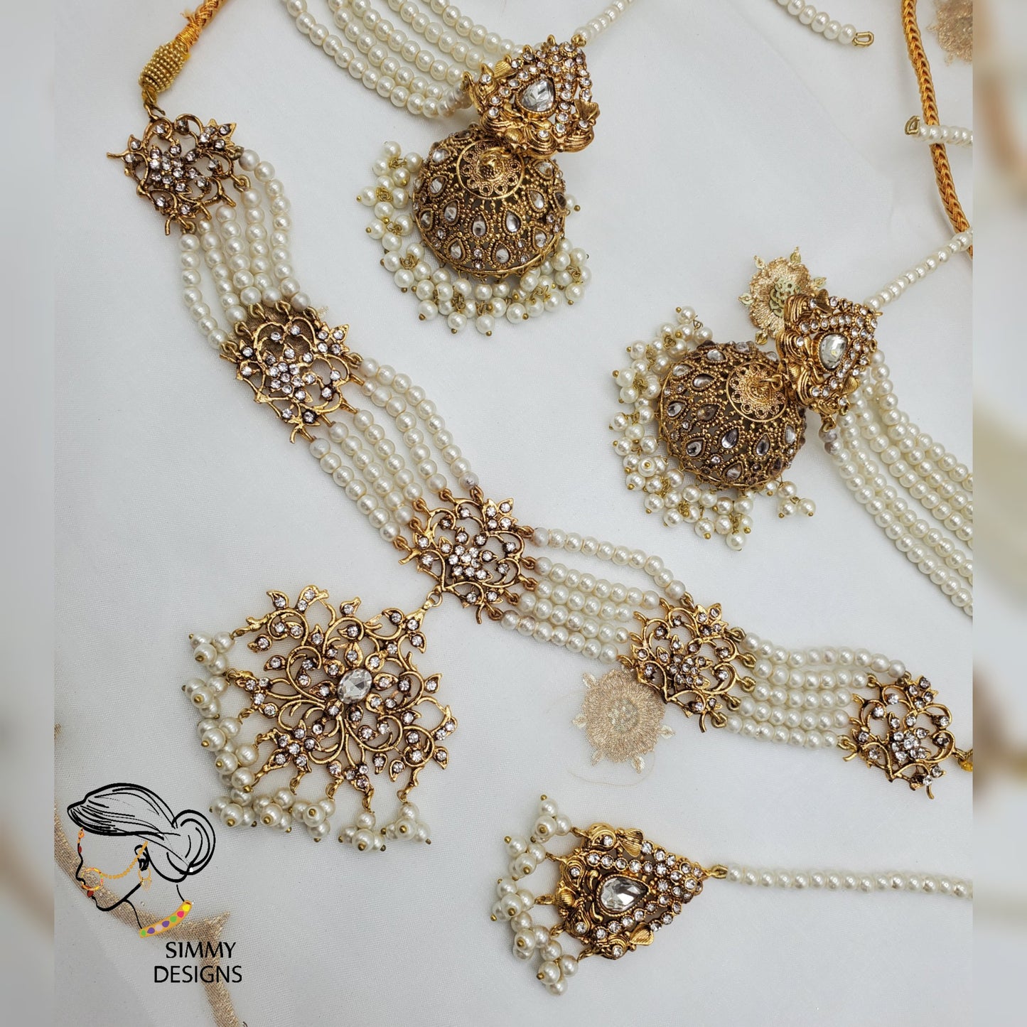 Gold plated pearl set