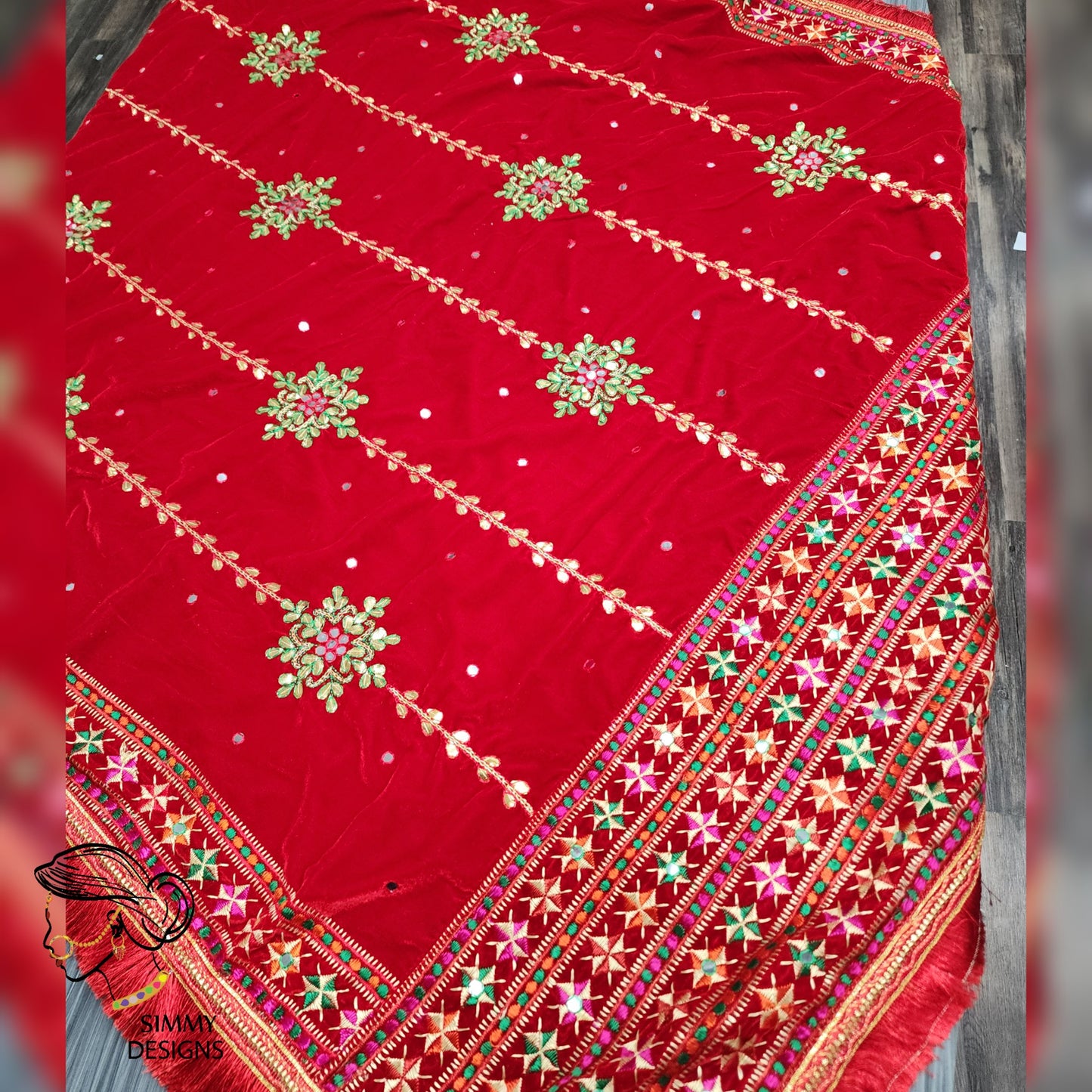 Minal velvet dupatta